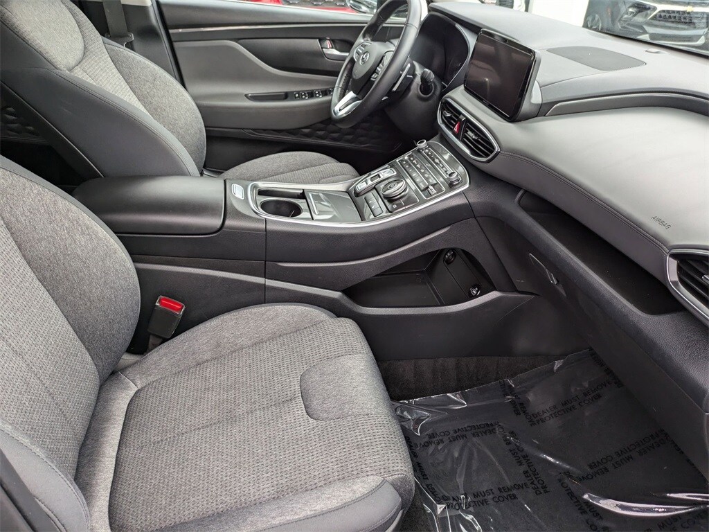 Thumbnail: 2023 Hyundai Santa Fe - 31