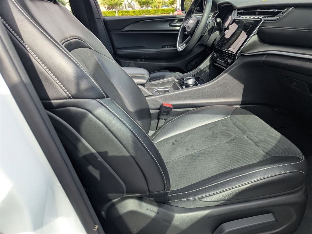 Thumbnail: 2024 Jeep Grand Cherokee L - 28