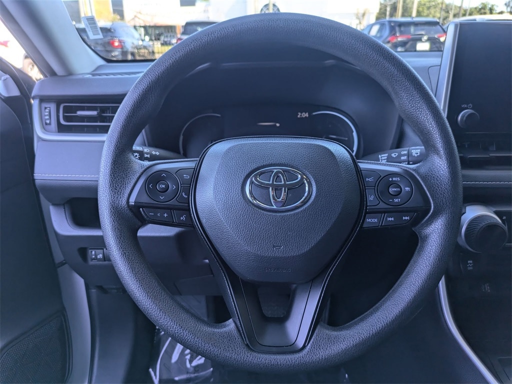 Thumbnail: 2025 Toyota RAV4 - 22