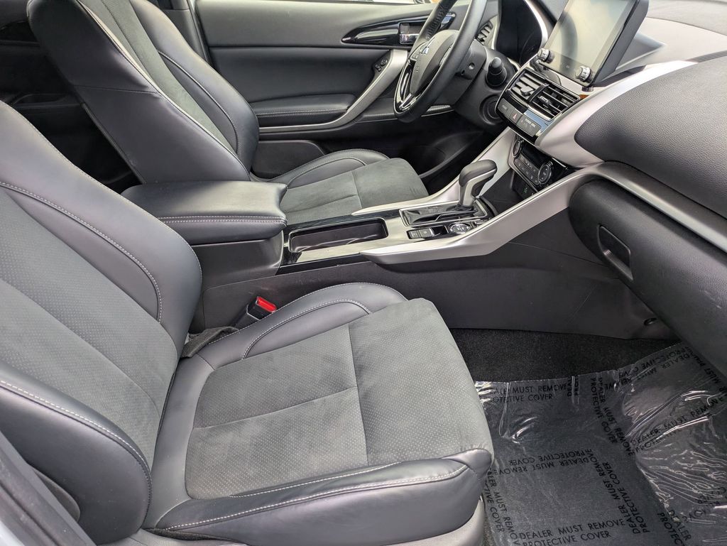 Thumbnail: 2025 Mitsubishi Eclipse Cross - 30