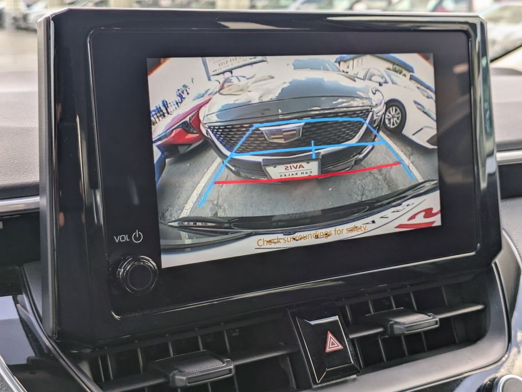 Thumbnail: 2025 Toyota Corolla - 18