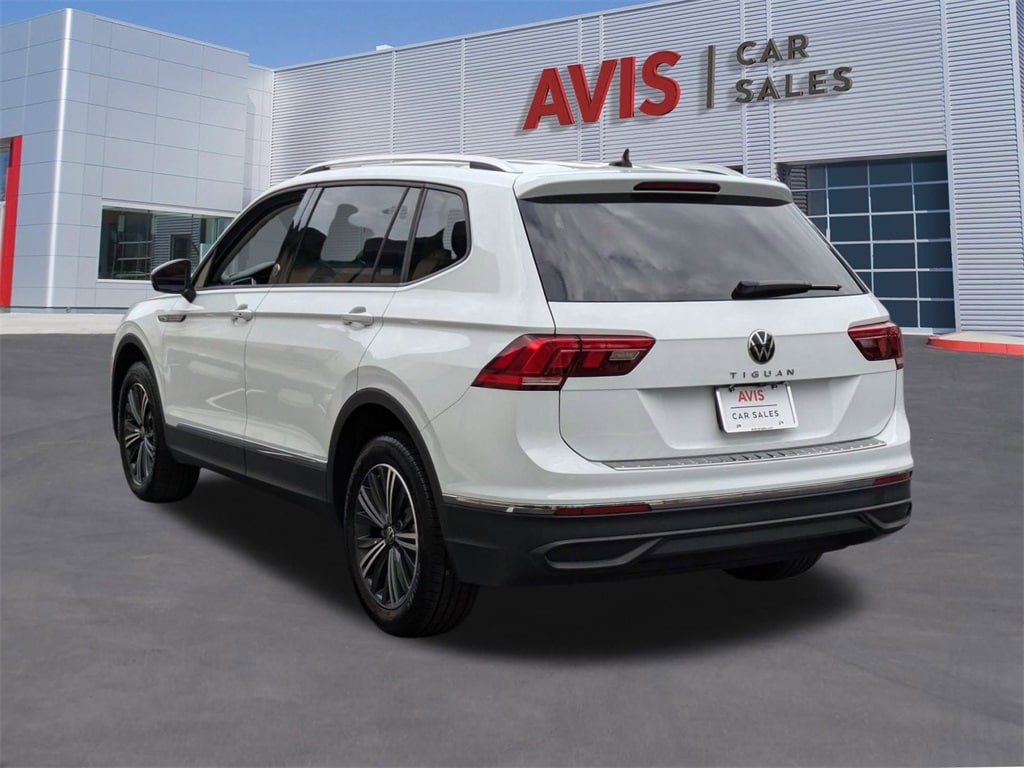 Thumbnail: 2024 Volkswagen Tiguan - 9