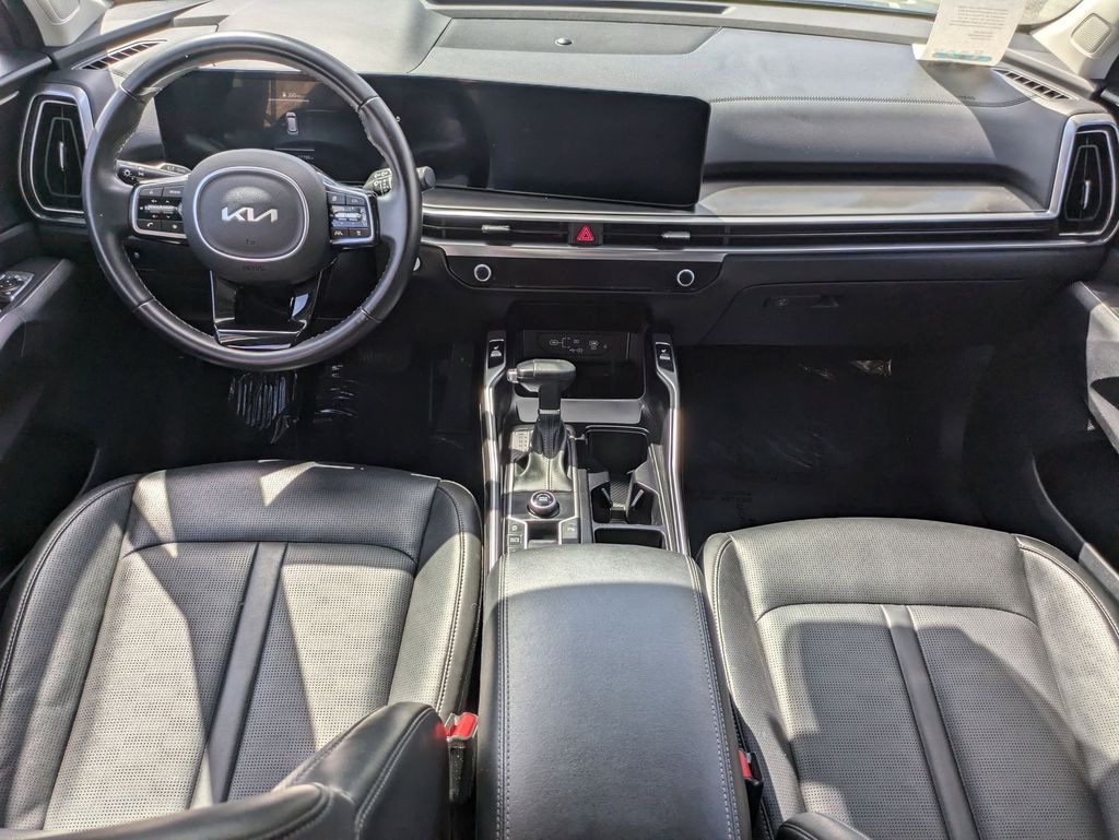 Thumbnail: 2024 Kia Sorento - 24