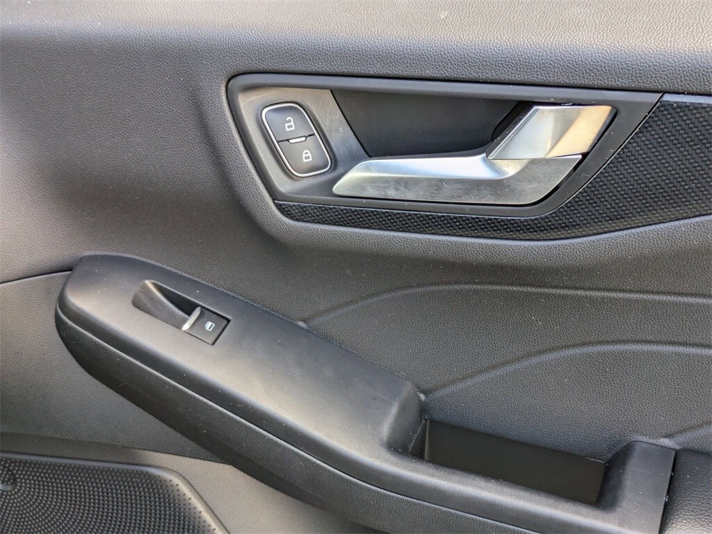 Thumbnail: 2025 Ford Escape - 33