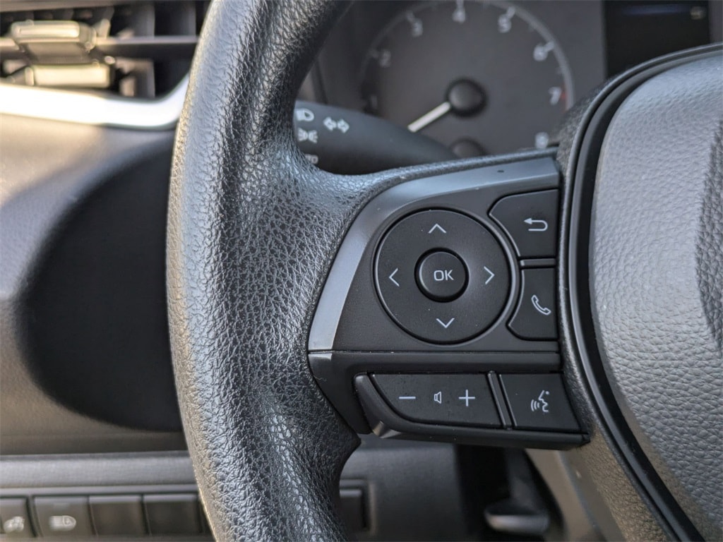 Thumbnail: 2025 Toyota Corolla - 20