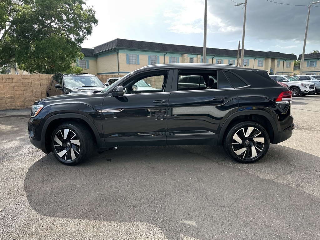 Thumbnail: 2024 Volkswagen Atlas - 8