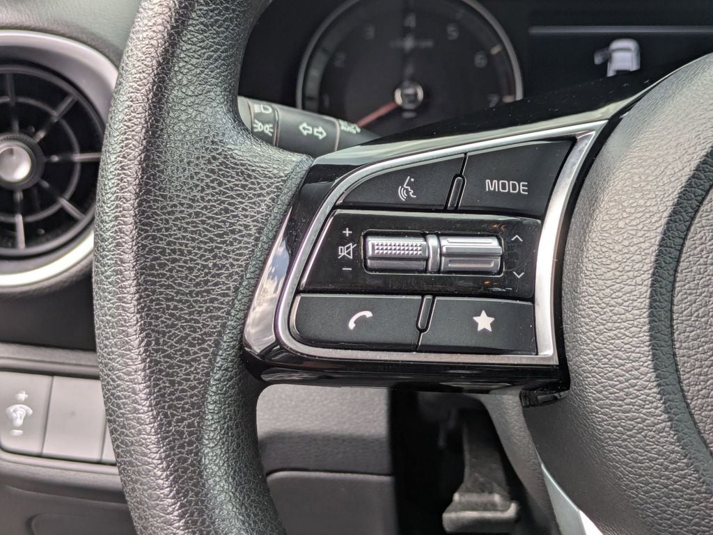 Thumbnail: 2024 Kia Forte - 19