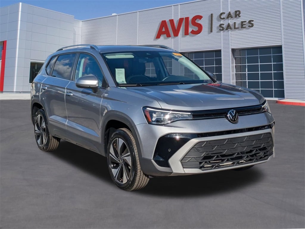 Thumbnail: 2025 Volkswagen Taos - 3