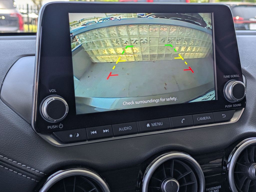2025 Nissan Sentra SV - Photo 17