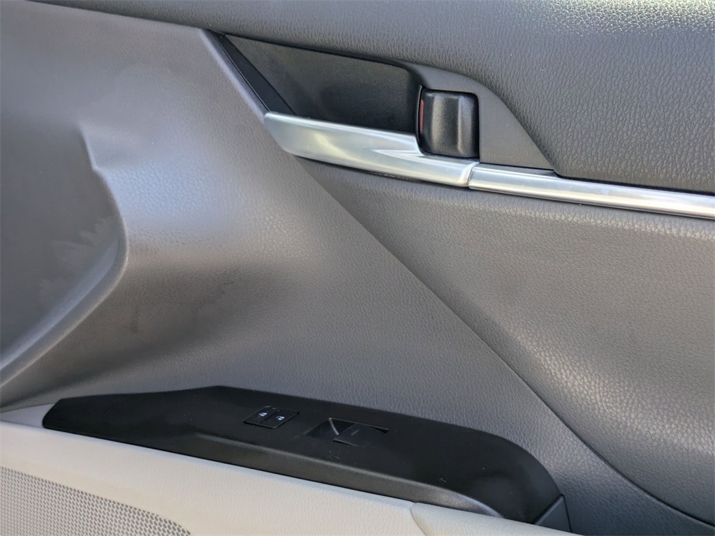 Thumbnail: 2024 Toyota Camry - 32