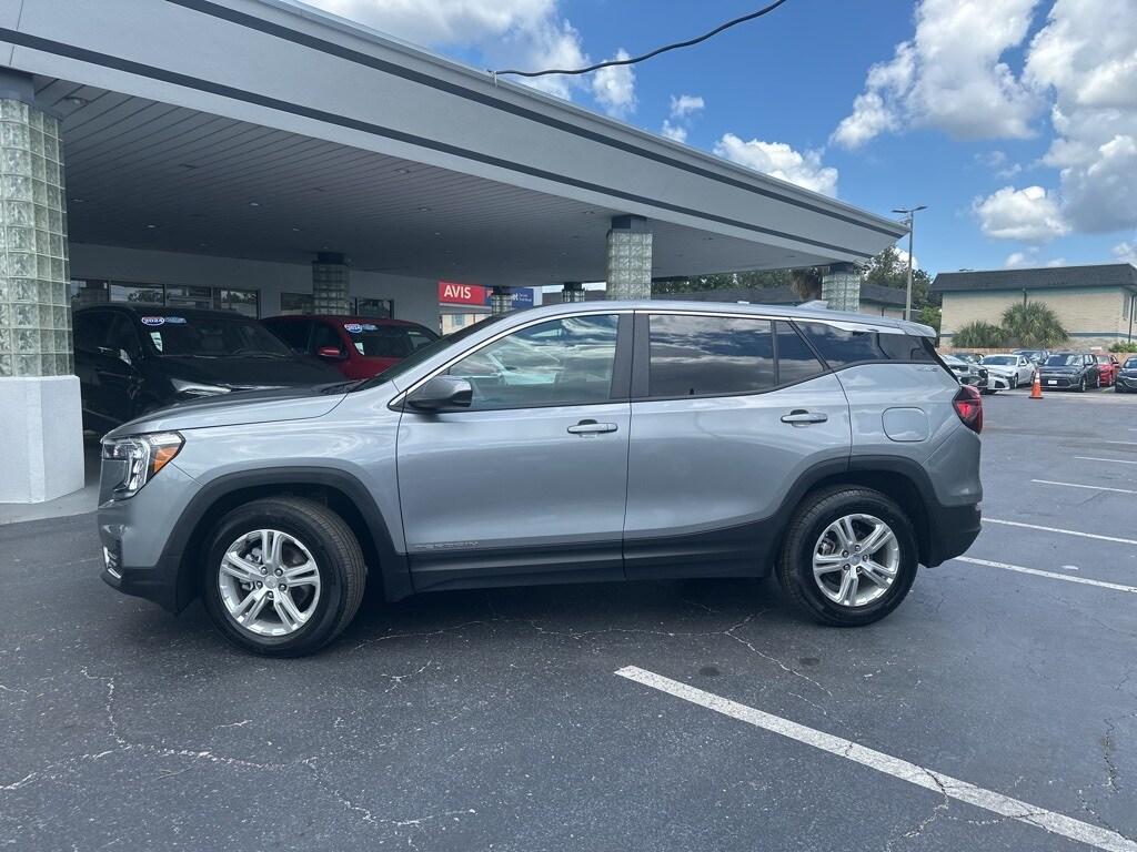 Thumbnail: 2024 GMC Terrain - 8