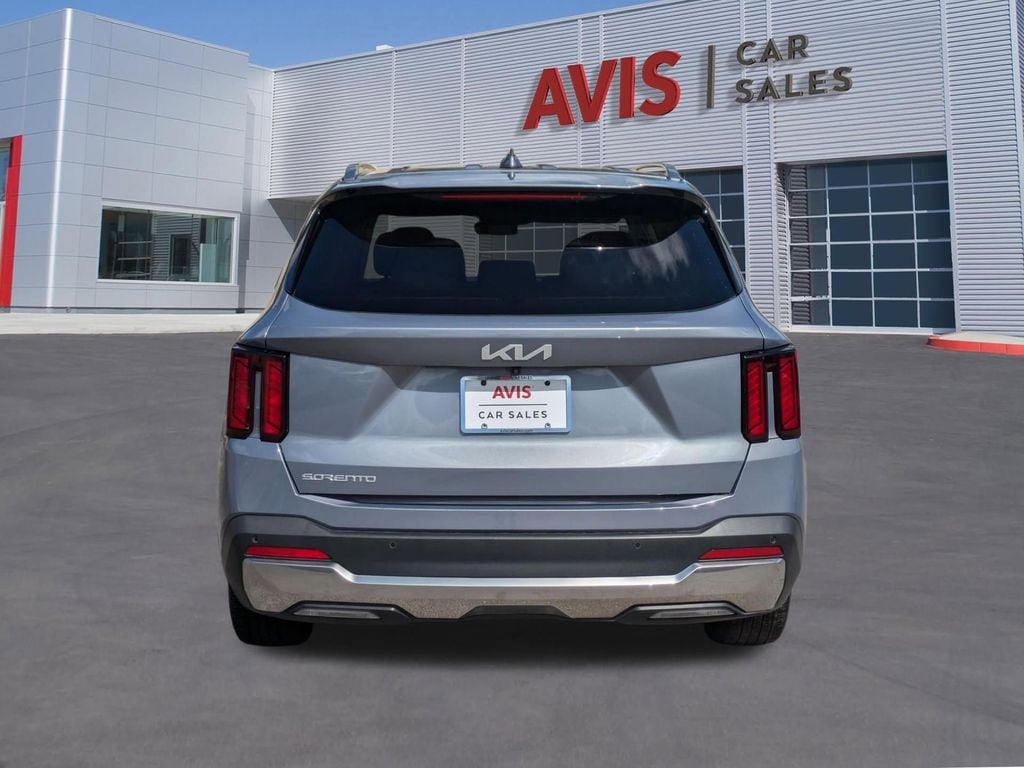 Thumbnail: 2024 Kia Sorento - 7