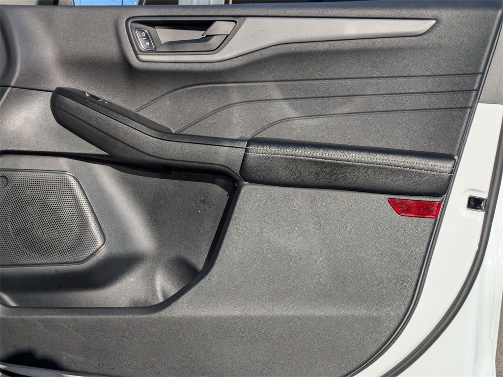 Thumbnail: 2025 Ford Escape - 29