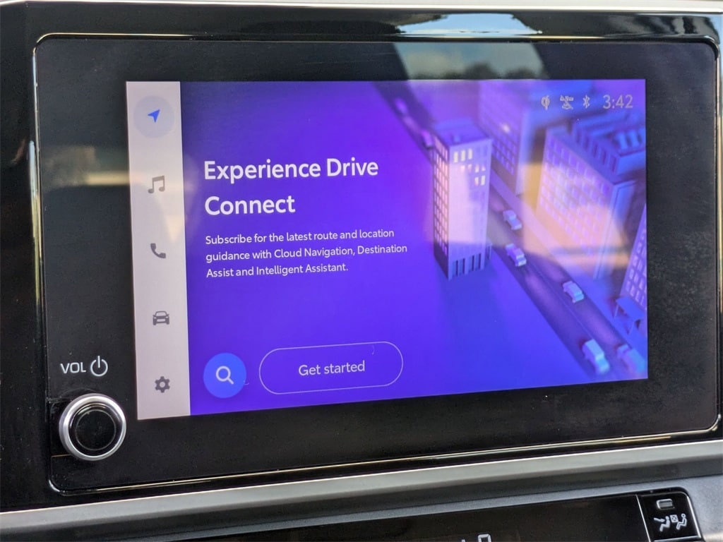 Thumbnail: 2025 Toyota Camry - 14