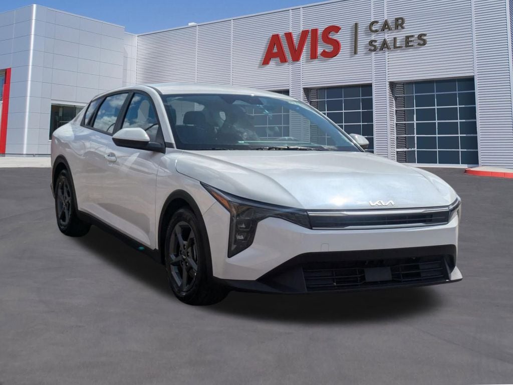 Thumbnail: 2025 Kia K4 - 3