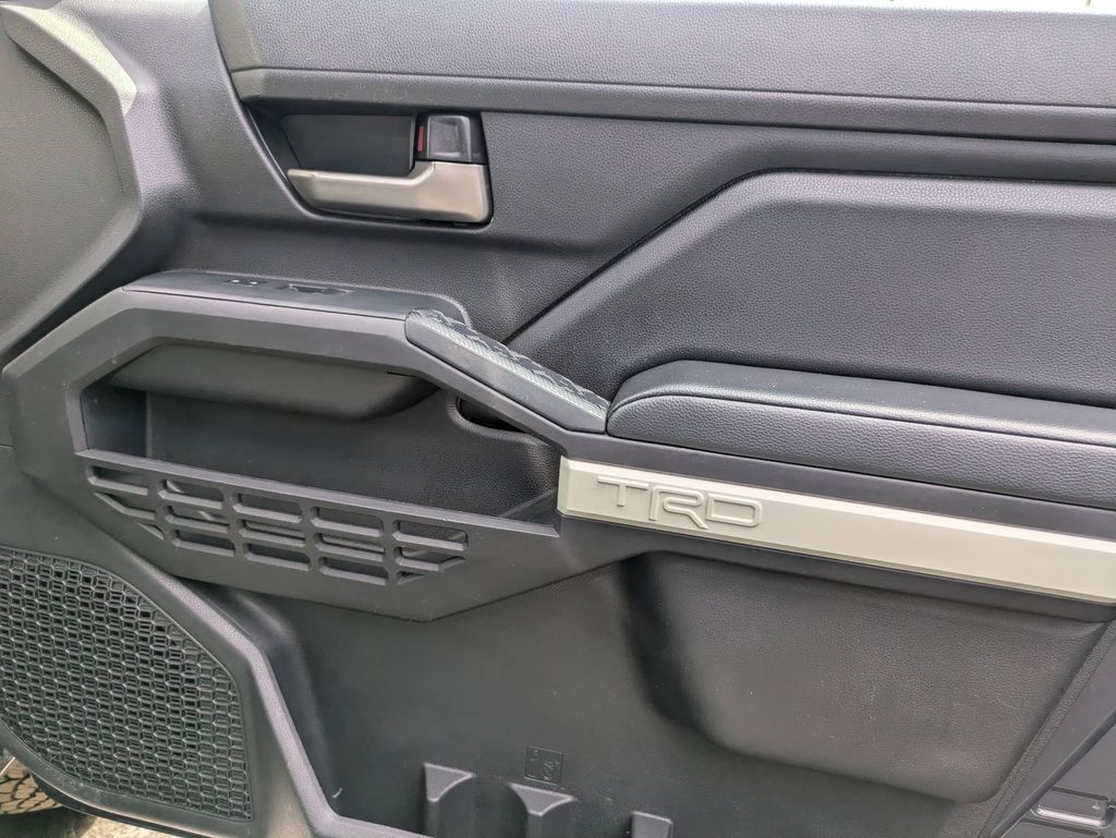 Thumbnail: 2024 Toyota Tacoma - 32