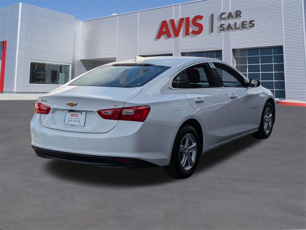 Thumbnail: 2023 Chevrolet Malibu - 6