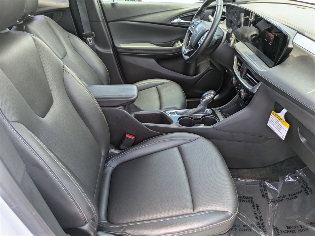 Thumbnail: 2024 Buick Encore GX - 30