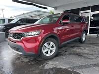 2023 Kia Sorento LX -
                Tampa, FL