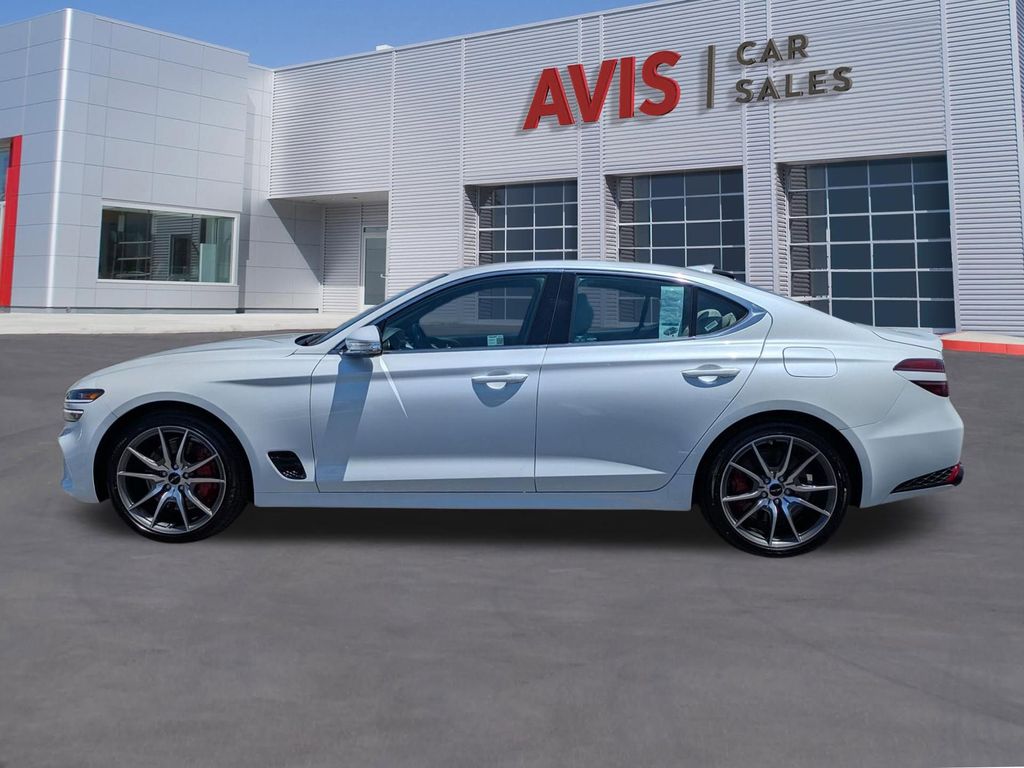 Thumbnail: 2025 Genesis G70 - 10
