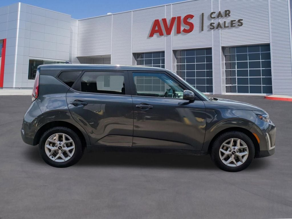 Thumbnail: 2023 Kia Soul - 5