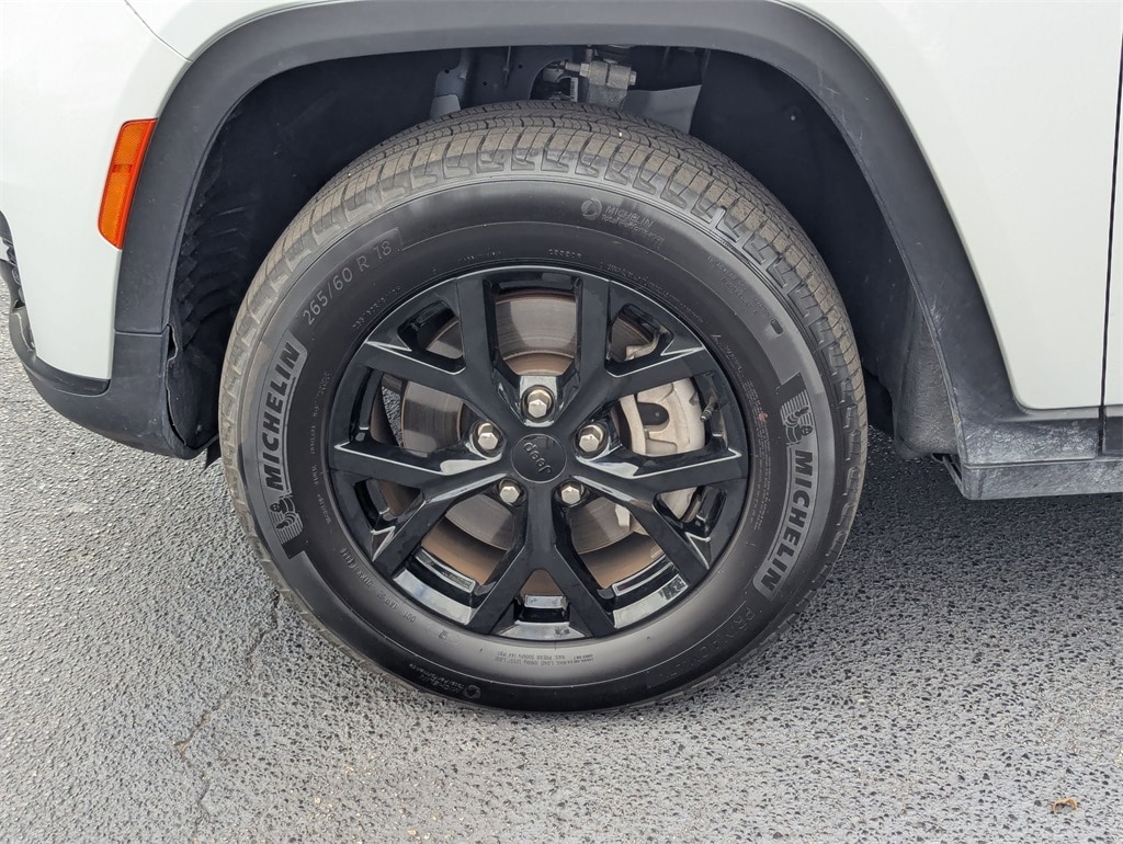 Thumbnail: 2024 Jeep Grand Cherokee L - 31