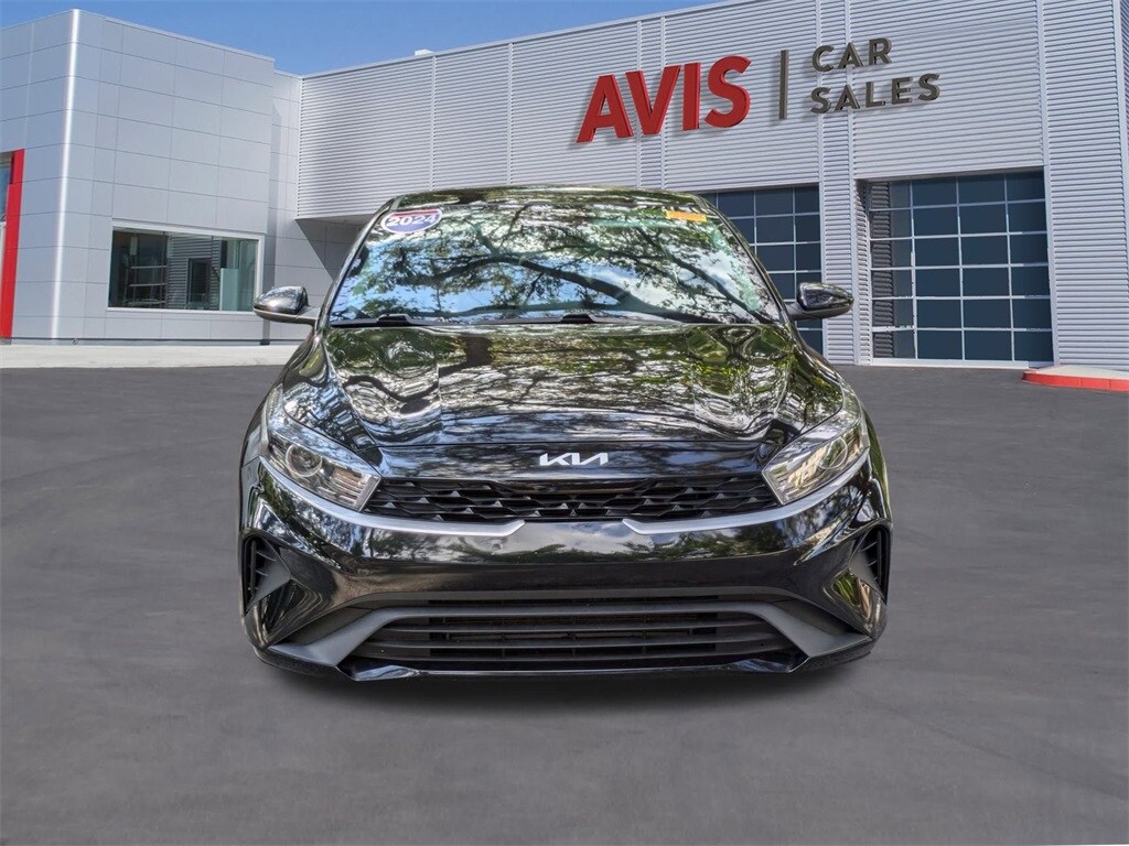 2024 Kia Forte LXS photo 2