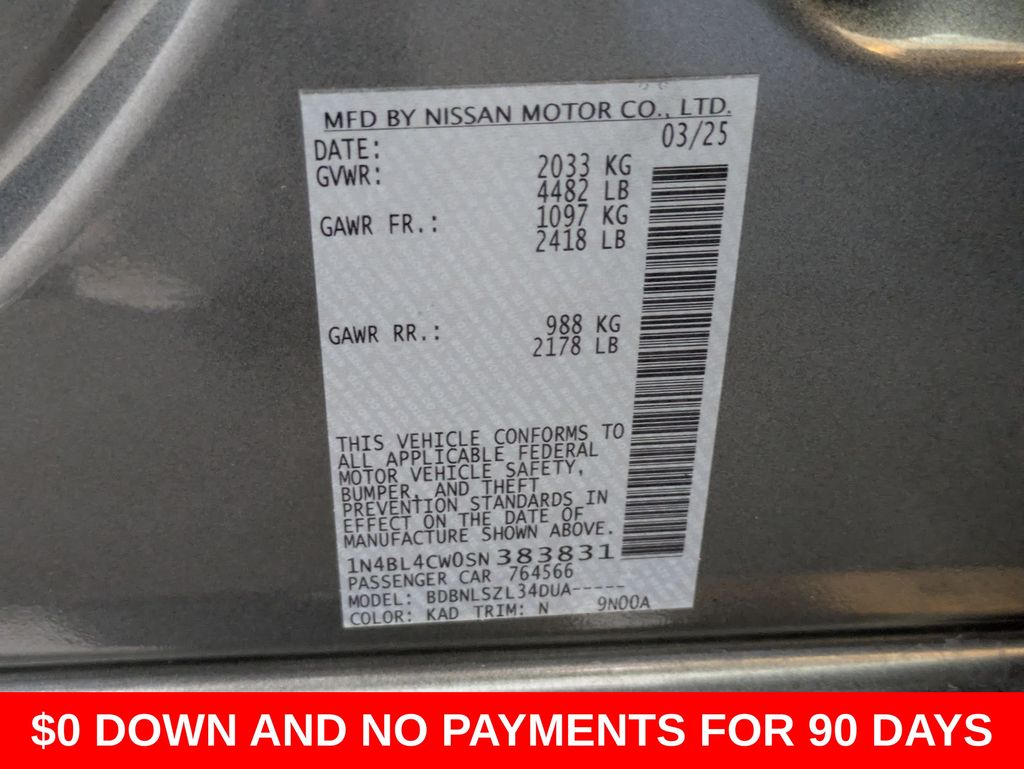 2025 Nissan Altima SR - Photo 34