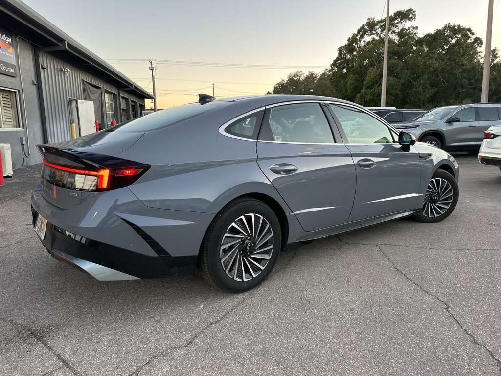 Thumbnail: 2024 Hyundai Sonata - 5