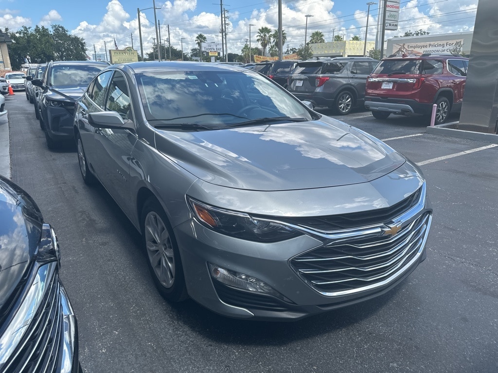 Thumbnail: 2024 Chevrolet Malibu - 3