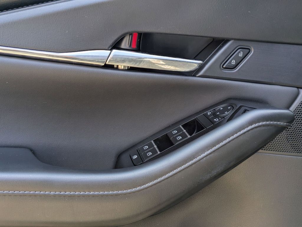 Thumbnail: 2025 Mazda CX-30 - 13