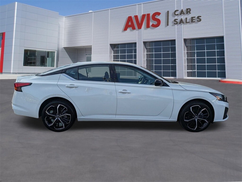 Thumbnail: 2025 Nissan Altima - 5