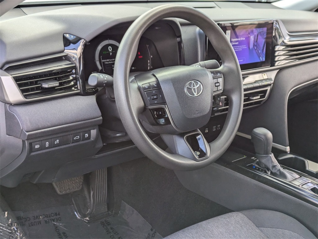Thumbnail: 2025 Toyota Camry - 14