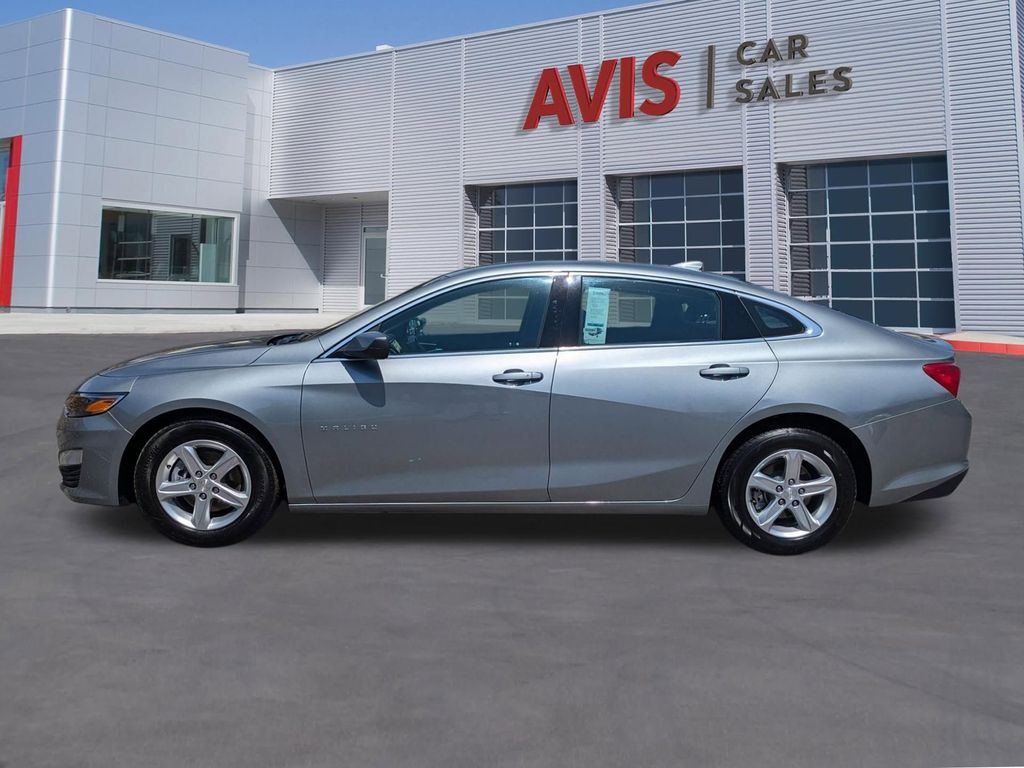 Thumbnail: 2024 Chevrolet Malibu - 10
