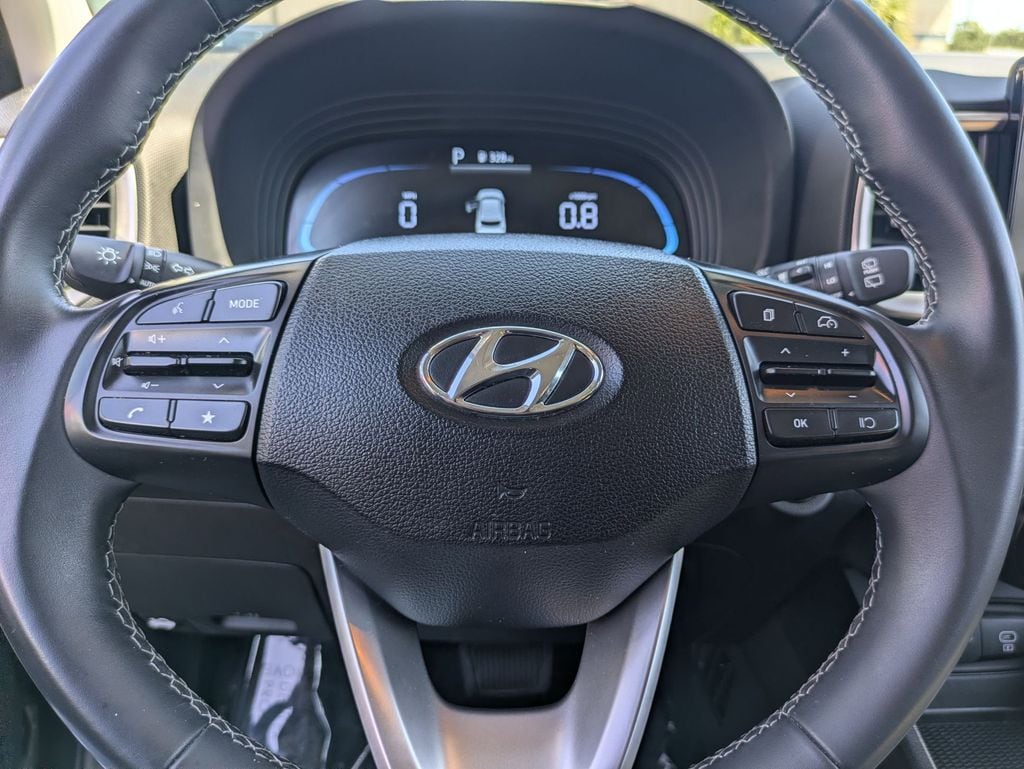 Thumbnail: 2025 Hyundai Venue - 21