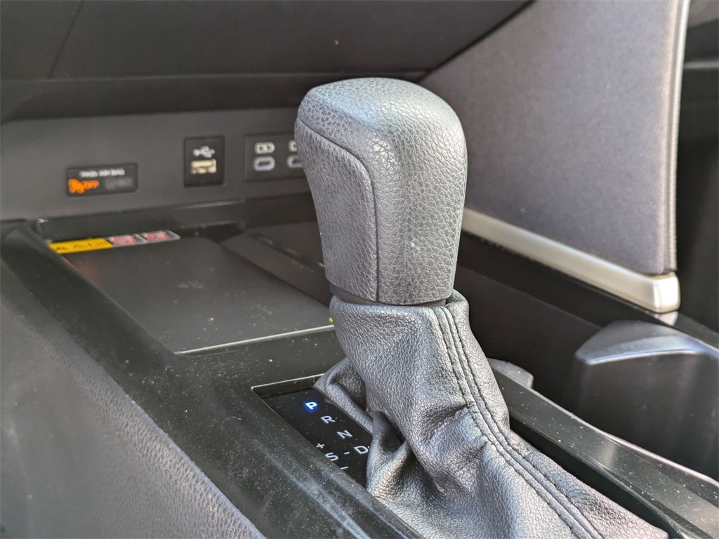 Thumbnail: 2025 Toyota Camry - 23