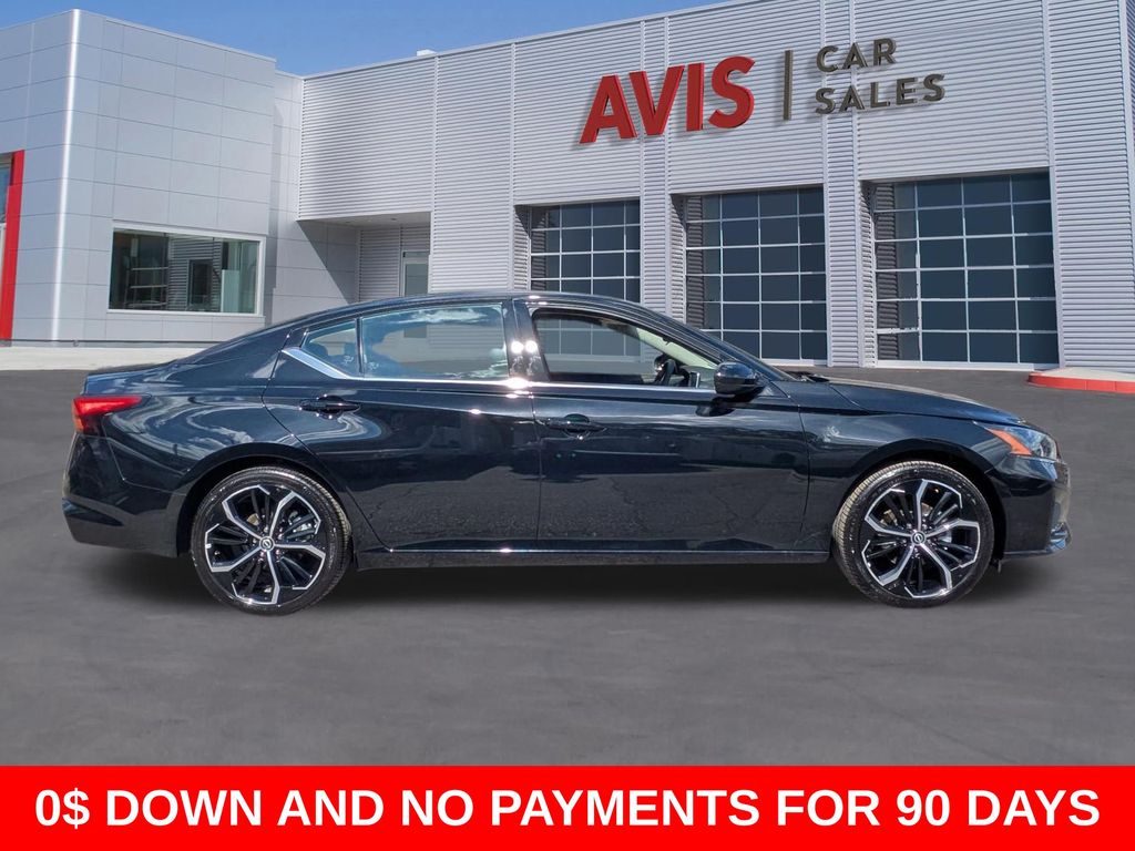 Thumbnail: 2025 Nissan Altima - 5