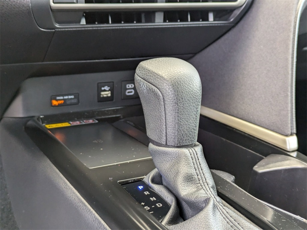 Thumbnail: 2025 Toyota Camry - 20