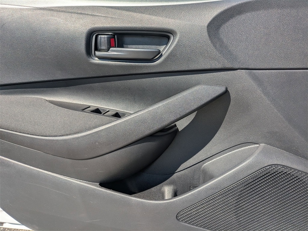 Thumbnail: 2025 Toyota Corolla - 11