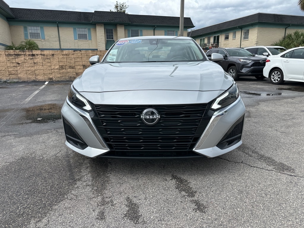 Thumbnail: 2023 Nissan Altima - 2