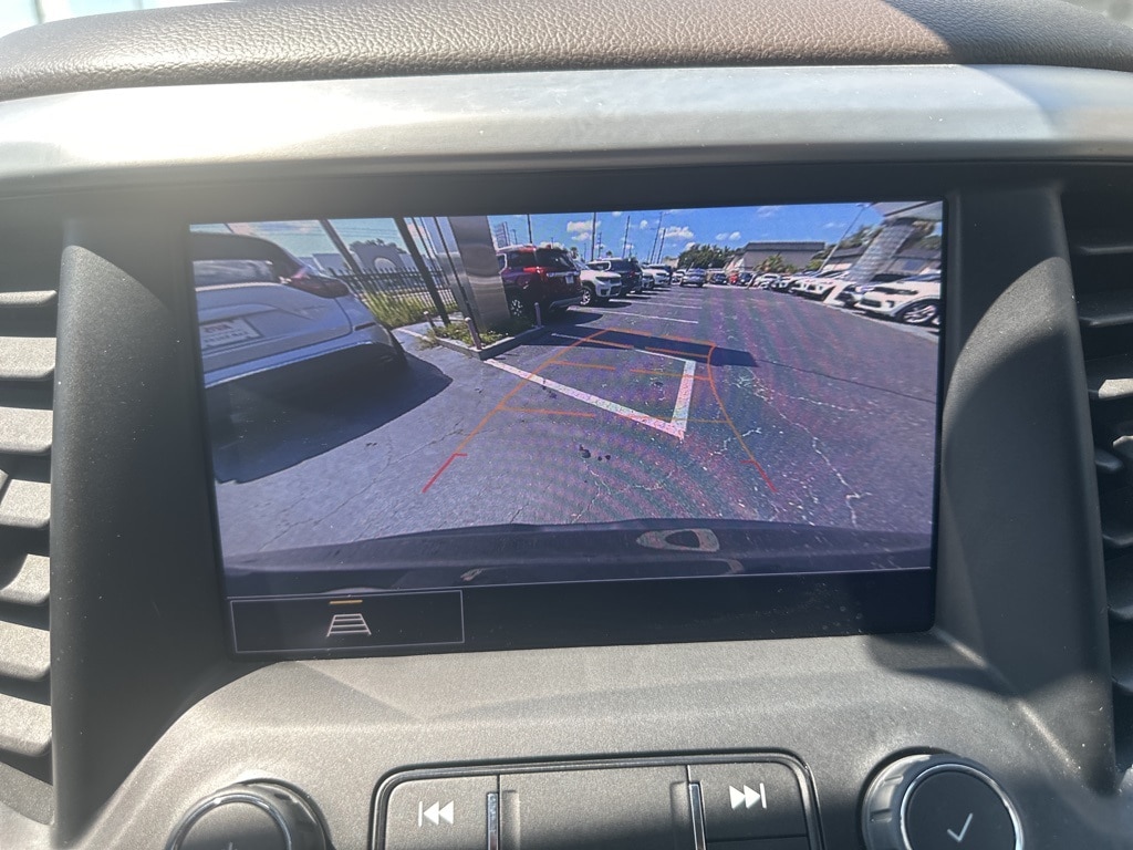 Thumbnail: 2023 GMC Acadia - 16