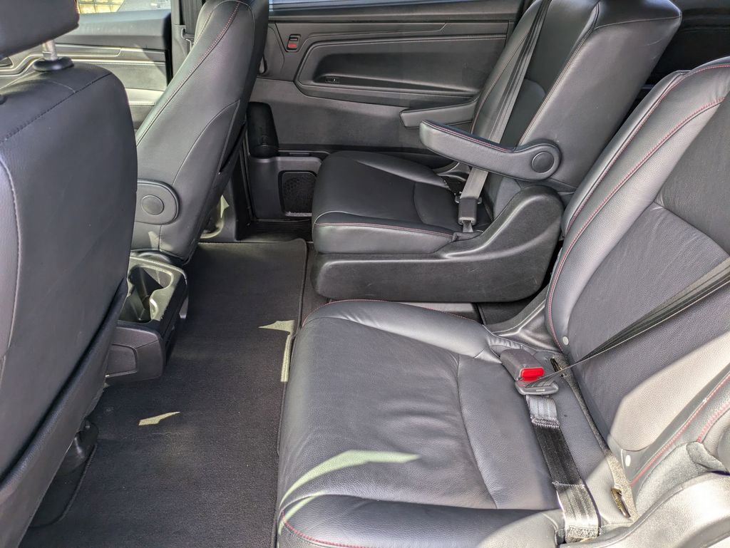 2024 Honda Odyssey SPORT - Photo 25