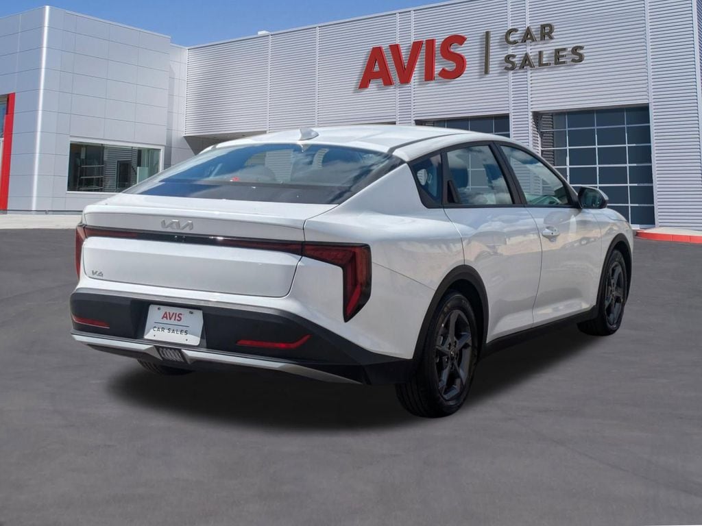 Thumbnail: 2025 Kia K4 - 6