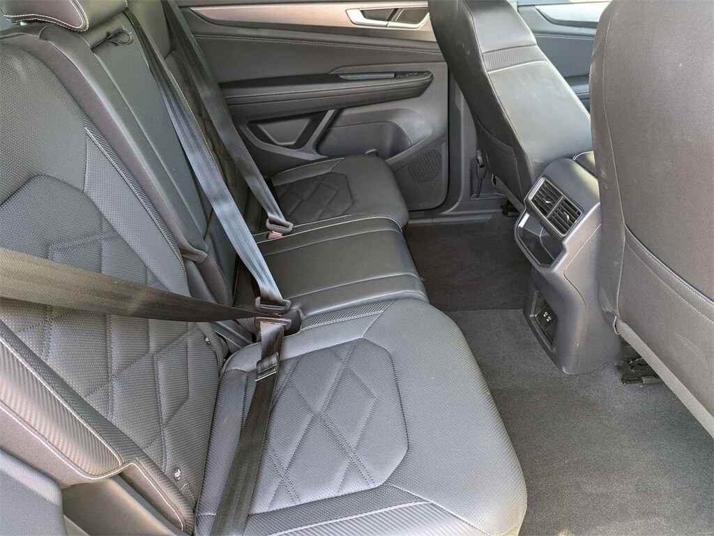 Thumbnail: 2025 Volkswagen Atlas - 30