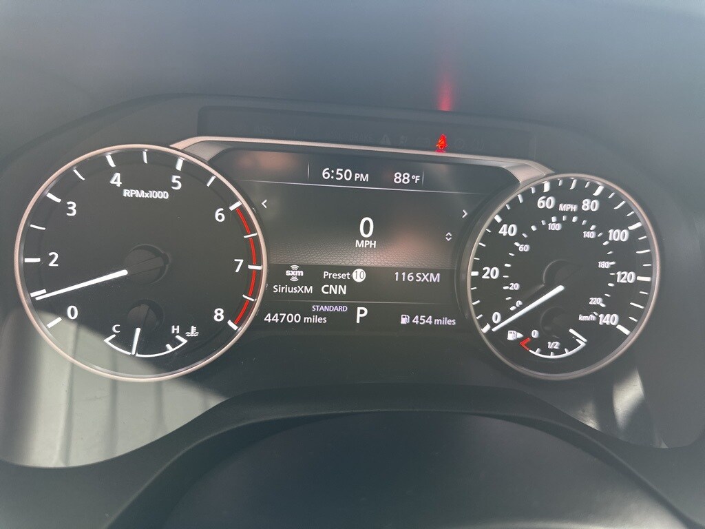 2023 Nissan Rogue S 32