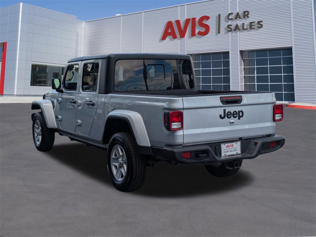 Thumbnail: 2023 Jeep Gladiator - 9
