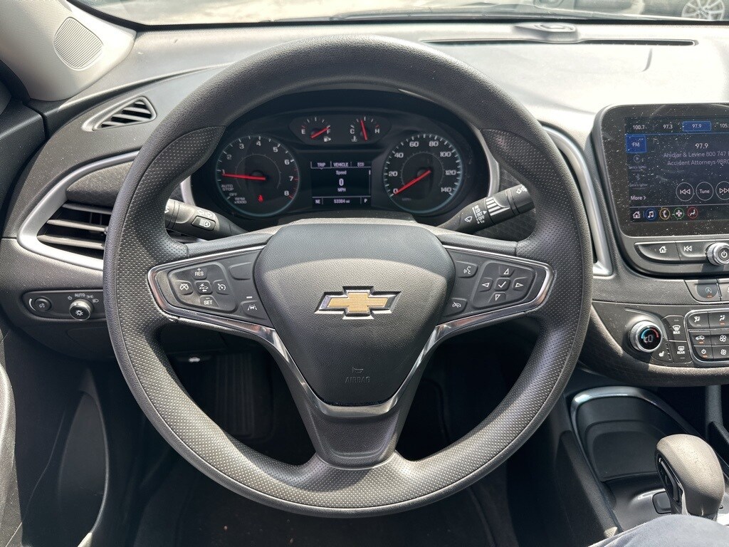 Thumbnail: 2023 Chevrolet Malibu - 18