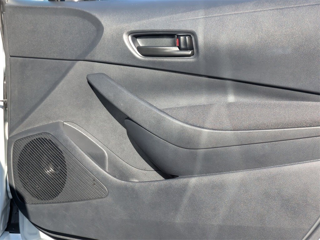 Thumbnail: 2025 Toyota Corolla - 33