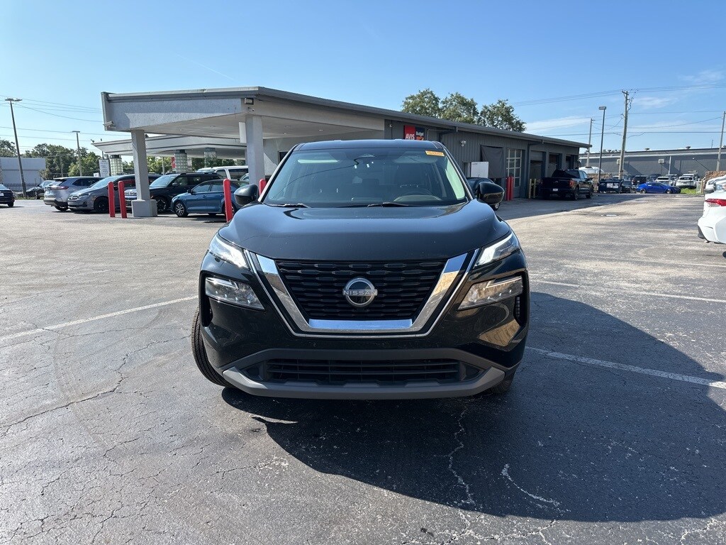 Thumbnail: 2023 Nissan Rogue - 2