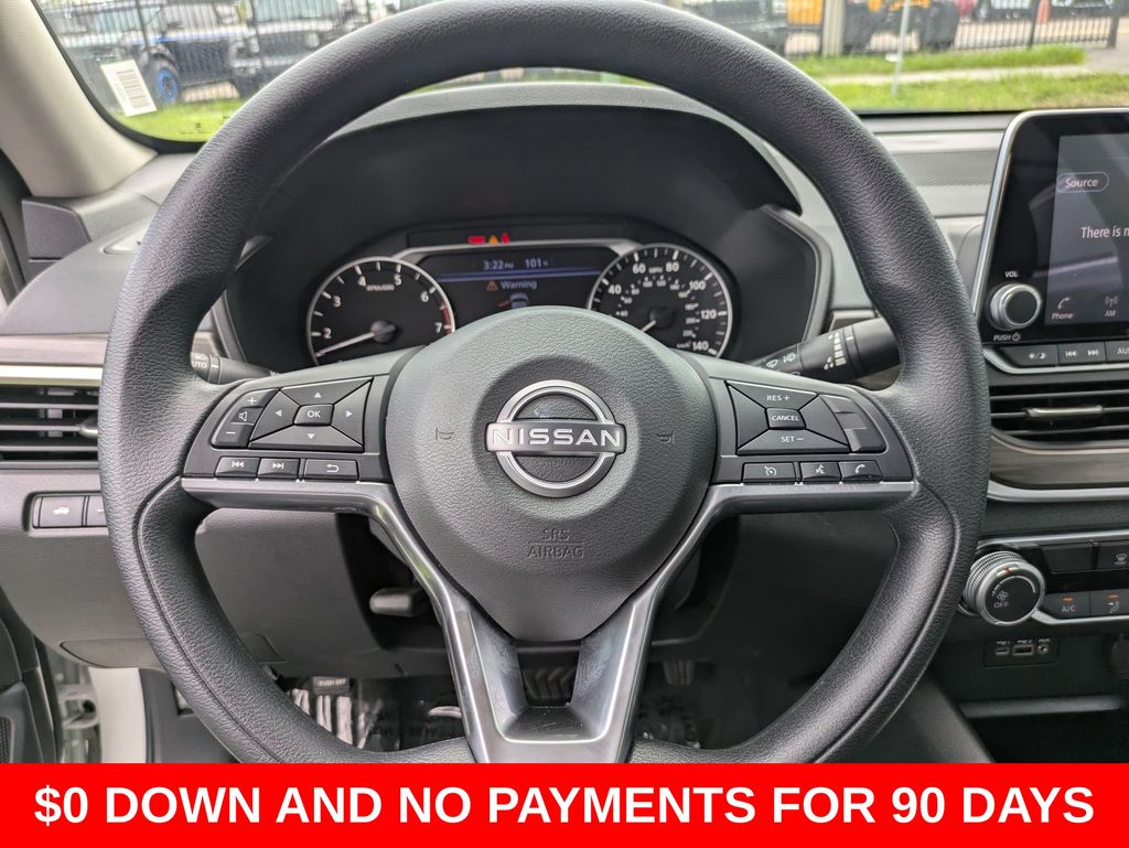 Thumbnail: 2025 Nissan Altima - 22